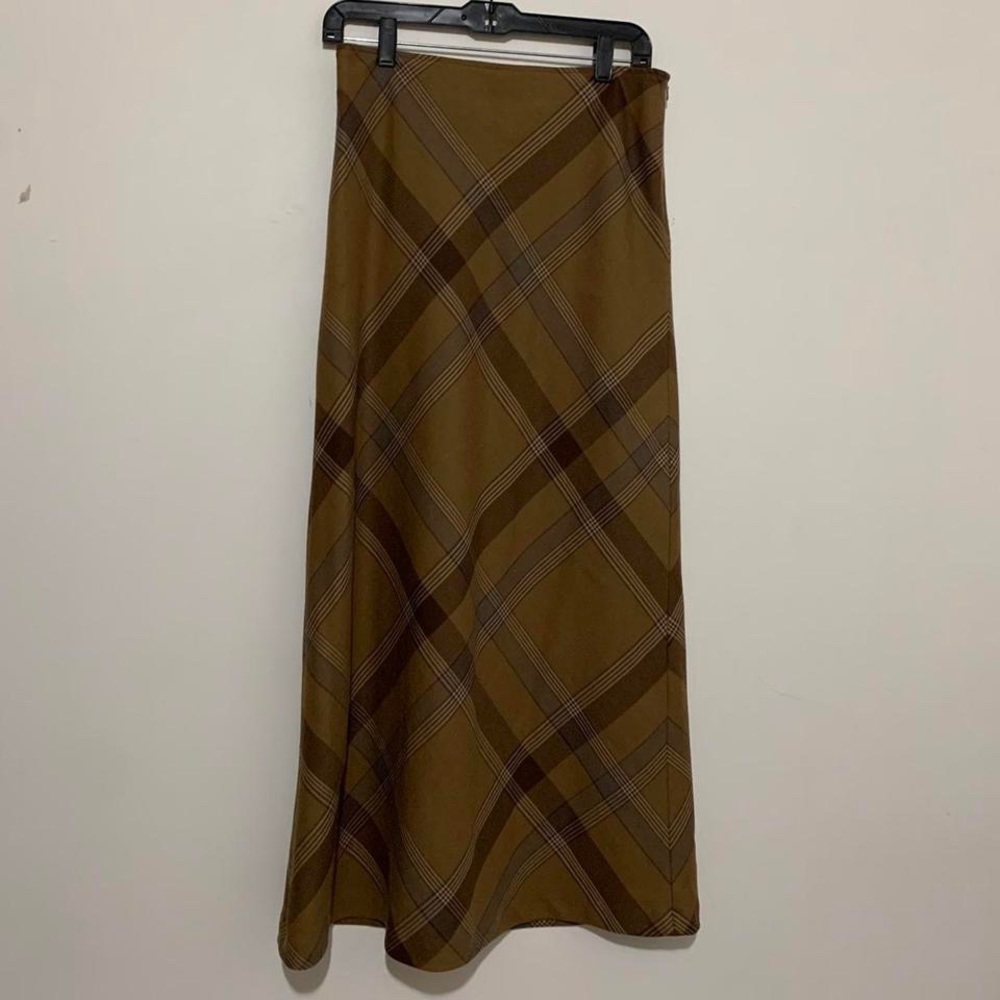 Gorgeous vintage 100% wool brown Ralph Lauren plaid maxi skirt with side zipper